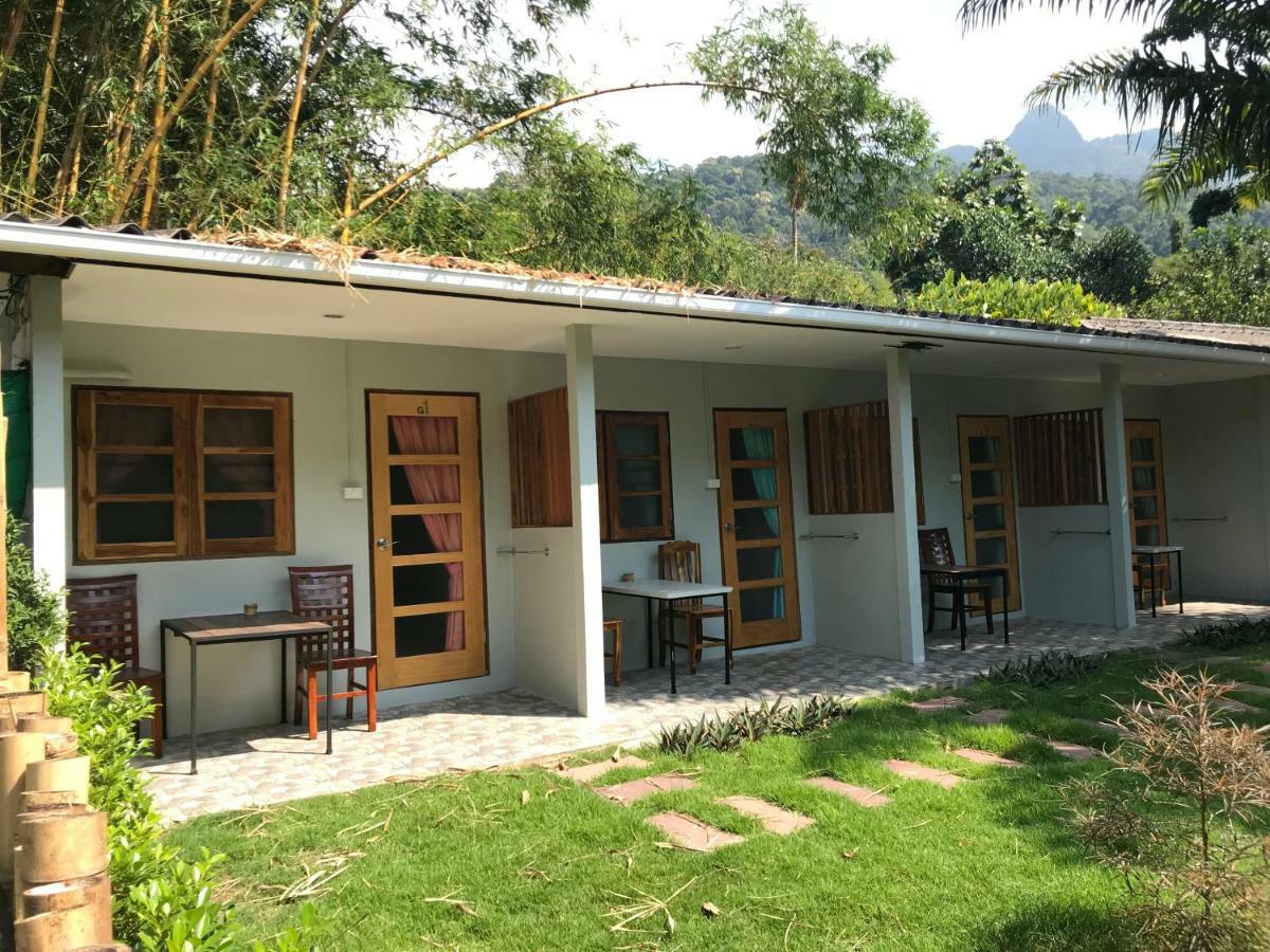 Green Guesthouse Kohchang Ко Чанг Екстериор снимка